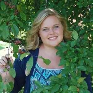 Meet your Posher, Hailey jo